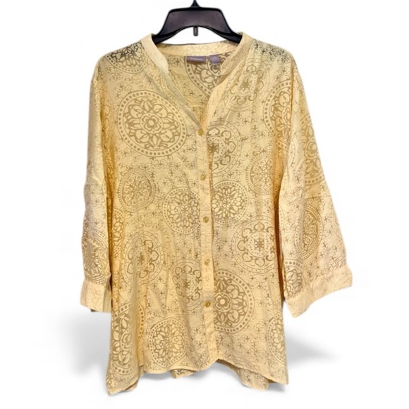 Chico's Tops - Chico's Yellow Patterned Button Down Shirt 3/4 sleeve NWOT
